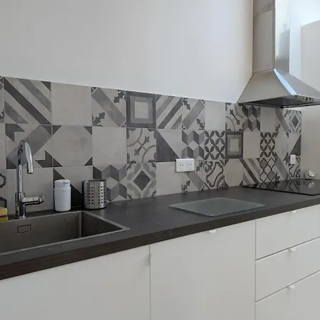Apartment 2br With Quiet Terrace In The Center *